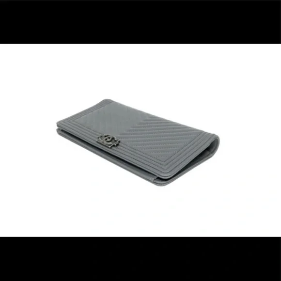 CHANEL Gray Quilted Chevron LeBoy Lambskin Long Wallet Clutch - Picture 9 of 15